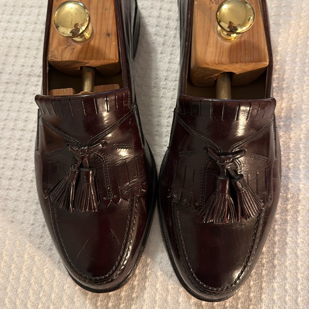 Johnston and Murphy Aragon &
Keltie tassel loafers size size 9.5